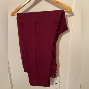 NWT Universal Standard Ponte Pintuck Skinny Pants Size 26/28